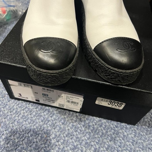 Authentic Chanel booties, worn once , logos on it perfect condition ! - Picture 2 of 11